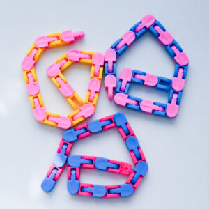 1 light pink and orange, 1 light pink and blue, 1 dark pink and blue